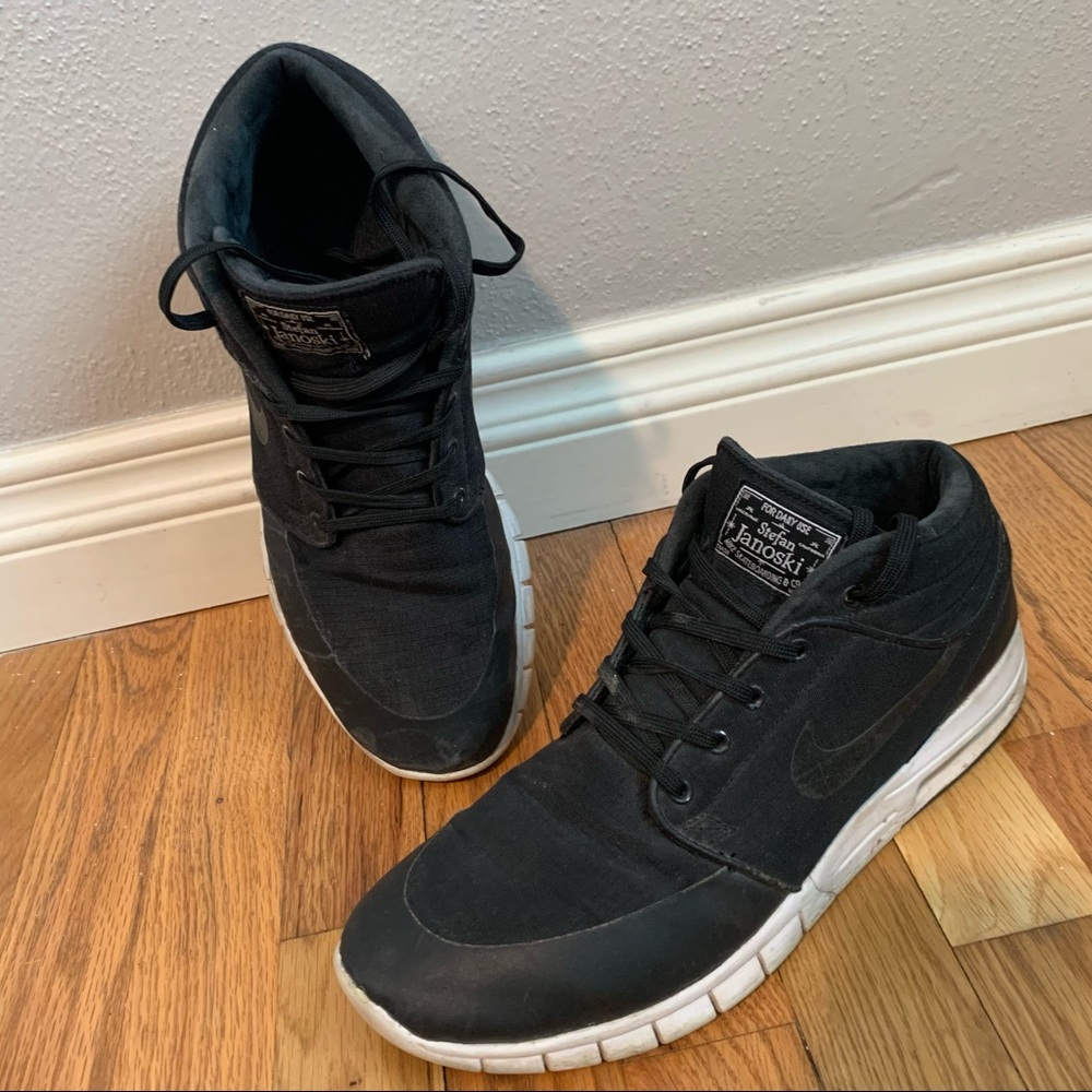 Black Nikes